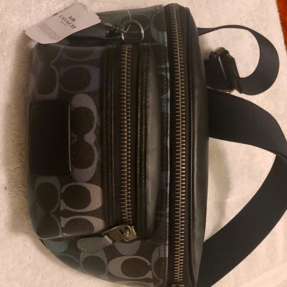 COACH Westway Belt Bag In Rainbow Signature Canvas NWT